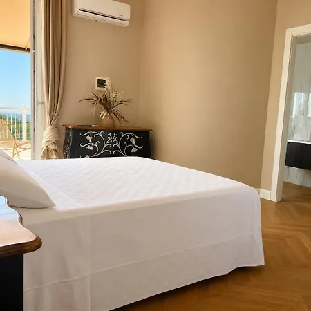 Terrazza Bellavista بيت ضيافة ستراديلا
